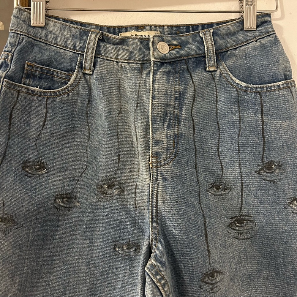 ‘i see you’ grunge hand painted mom jeans